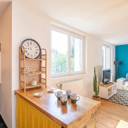 Grand Salon, 2 En Centre-ville *